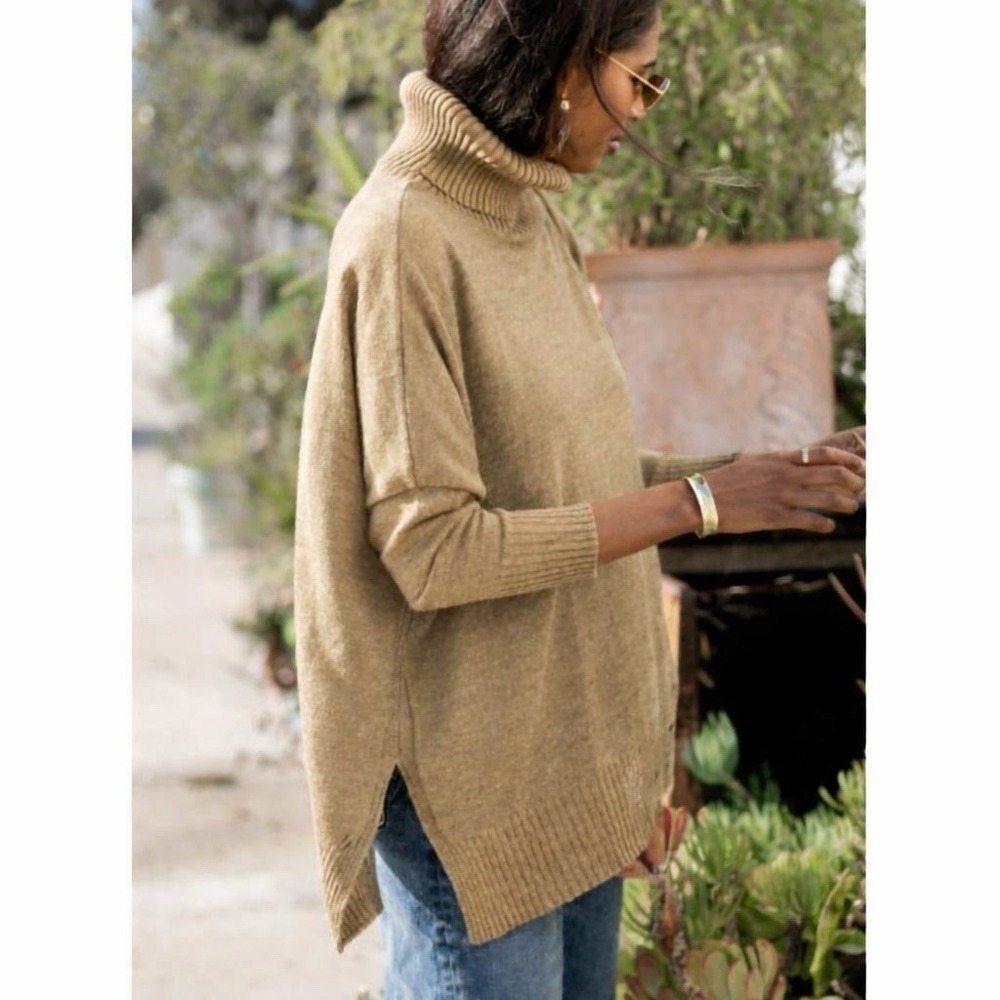 Mer Sea Catalina Sweater One Size Taupe Turtleneck Poncho – 3 Front Pockets Cozy